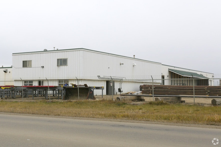 402 22nd Ave, Nisku, AB for sale - Building Photo - Image 2 of 14