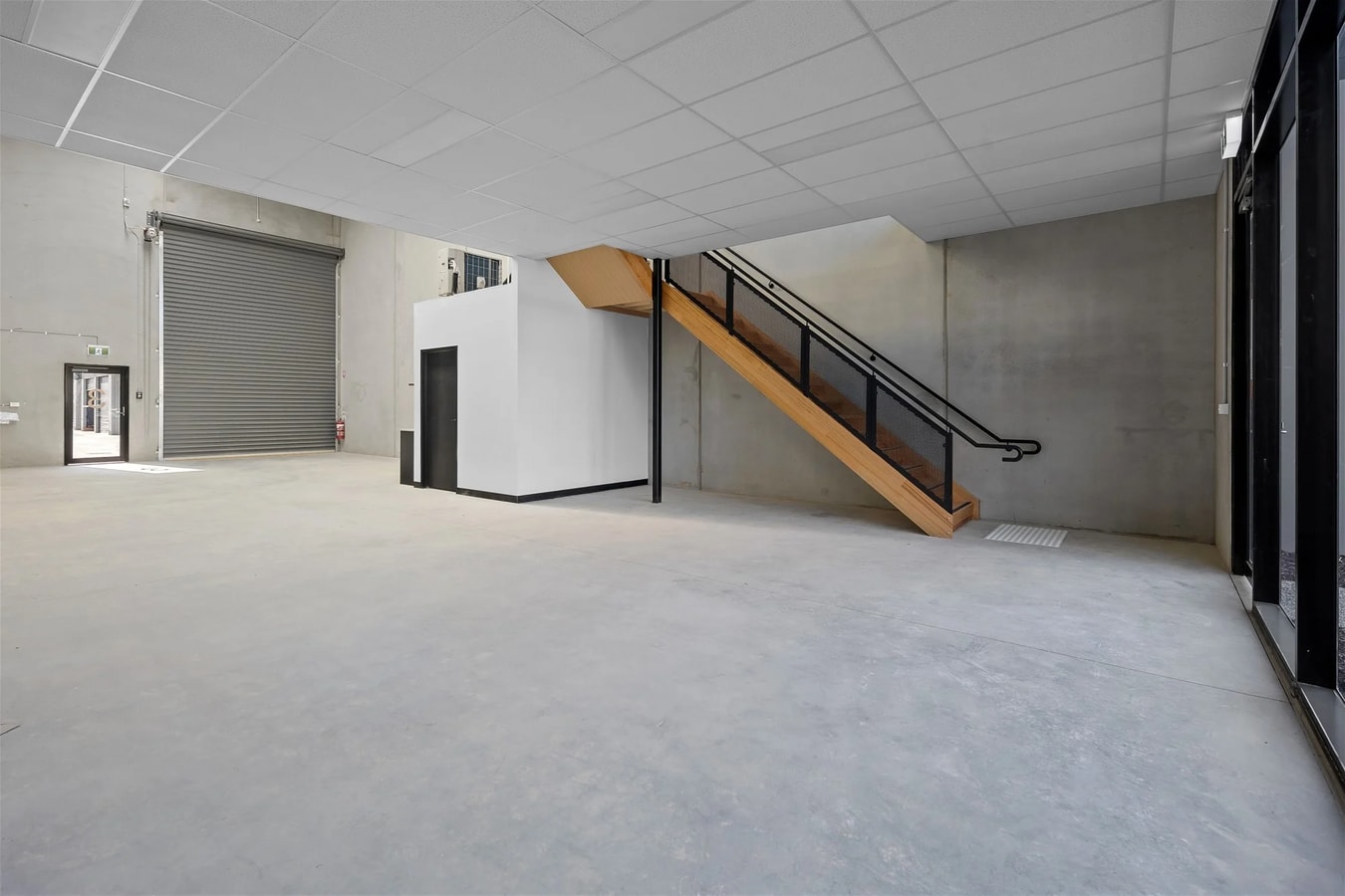 90 Cranwell St, Braybrook, VIC 3019 - Unité 9 -  - Photo intérieure - Image 2 of 4