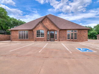 Plus de détails pour 3027 Willowwood Rd, Edmond, OK - Bureau à vendre