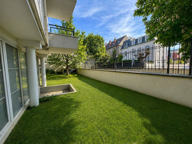7 Rue Marcel Allégot, Meudon for sale - Building Photo - Image 3 of 11