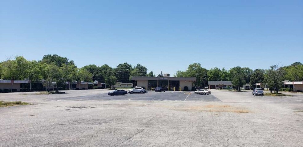 507-511 N Houston Rd, Warner Robins, GA for sale - Primary Photo - Image 1 of 5
