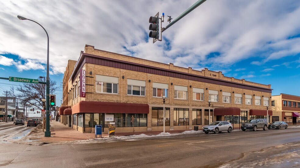 120 N 3rd St, Bismarck, ND à louer - Photo du bâtiment - Image 2 de 5