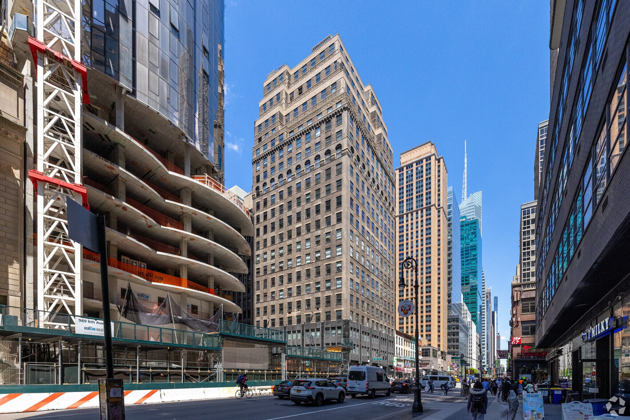 1001 6th Ave, New York, NY for lease Primary Photo- Image 1 of 15