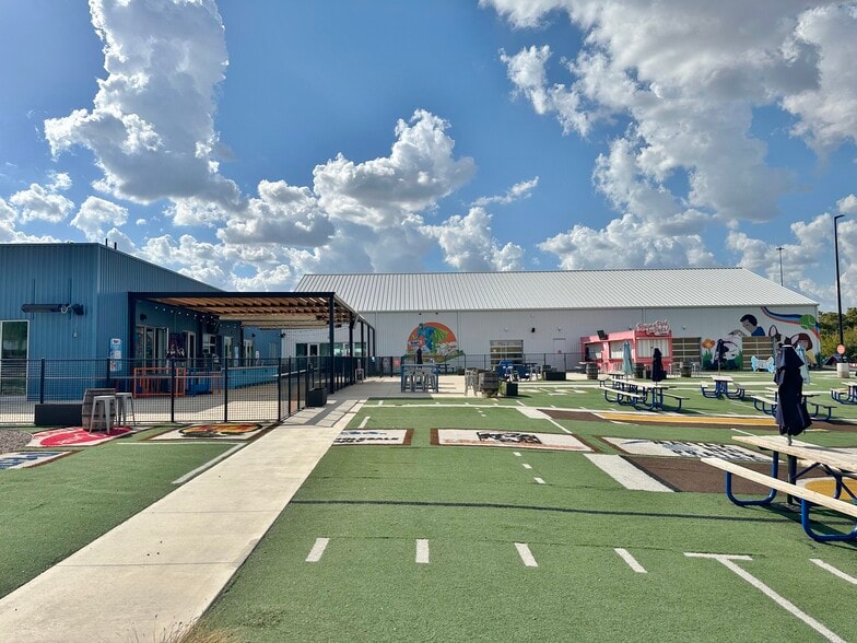 504 S Laird Ave, Oklahoma City, OK for sale - Building Photo - Image 3 of 21