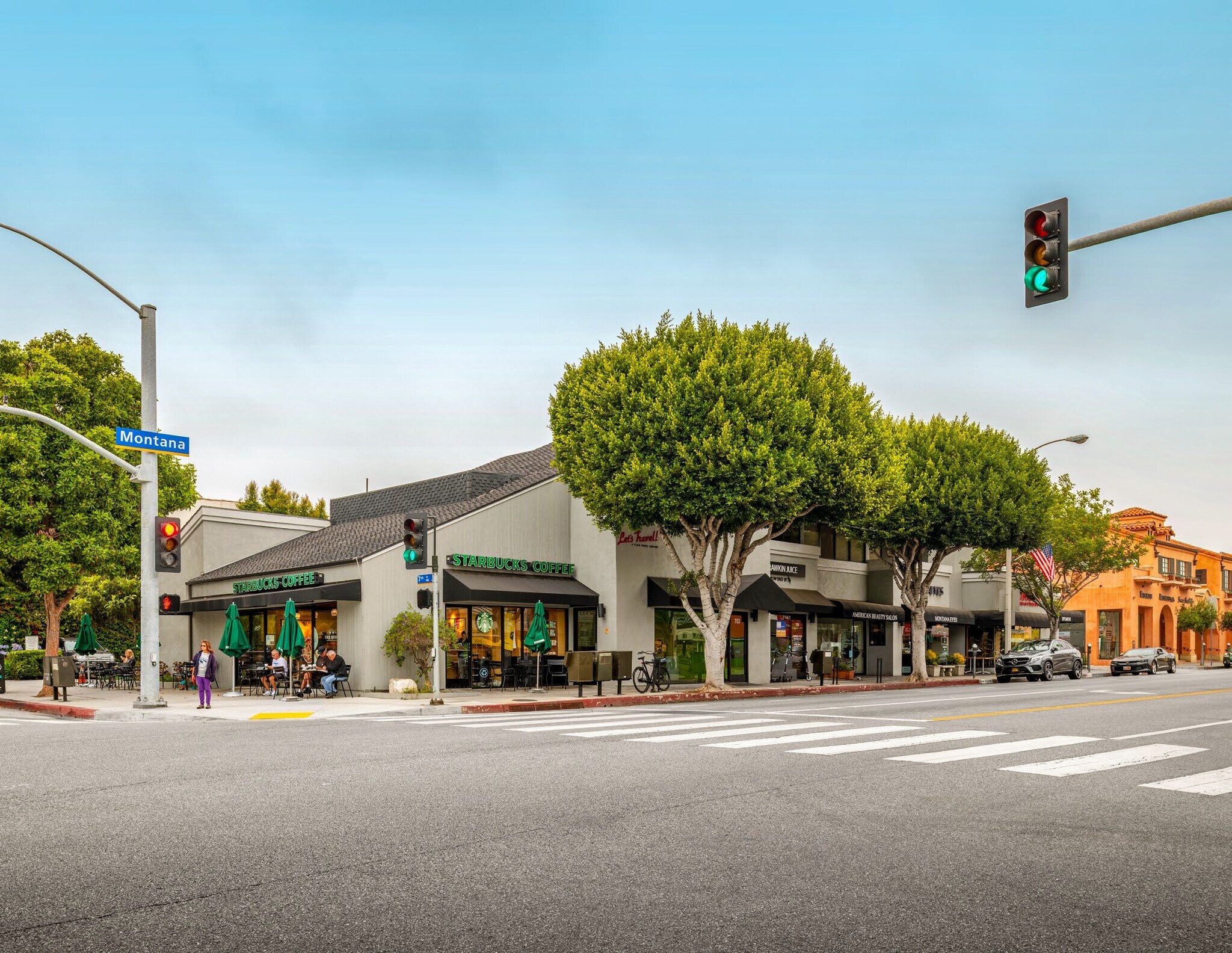 701-715 Montana Ave, Santa Monica, CA for lease Primary Photo- Image 1 of 24