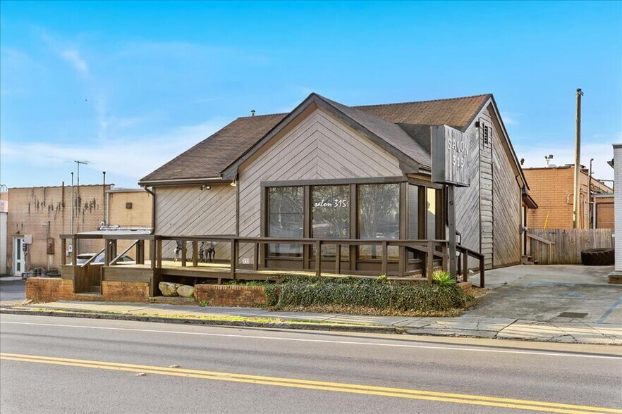 315 W Franklin St, Dalton, GA à vendre - Photo du bâtiment - Image 1 de 14