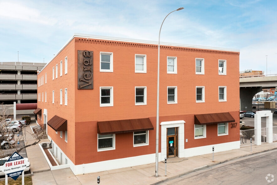 317 Commercial St NE, Albuquerque, NM à louer - Photo du bâtiment - Image 3 de 5