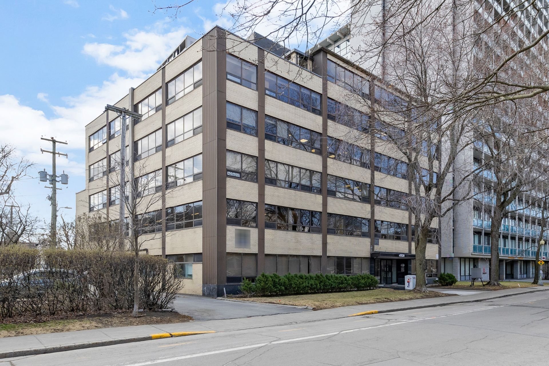 4920 Boul De Maisonneuve O, Westmount, QC for lease Building Photo- Image 1 of 8