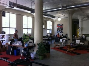 363-365 Brannan St, San Francisco, CA à louer Photo intérieure- Image 2 de 3