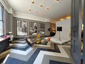 275 4th St E, Saint Paul, MN à louer Photo intérieure- Image 1 de 9