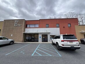 125 W 7th St, Wind Gap, PA for lease Interior Photo- Image 2 of 12