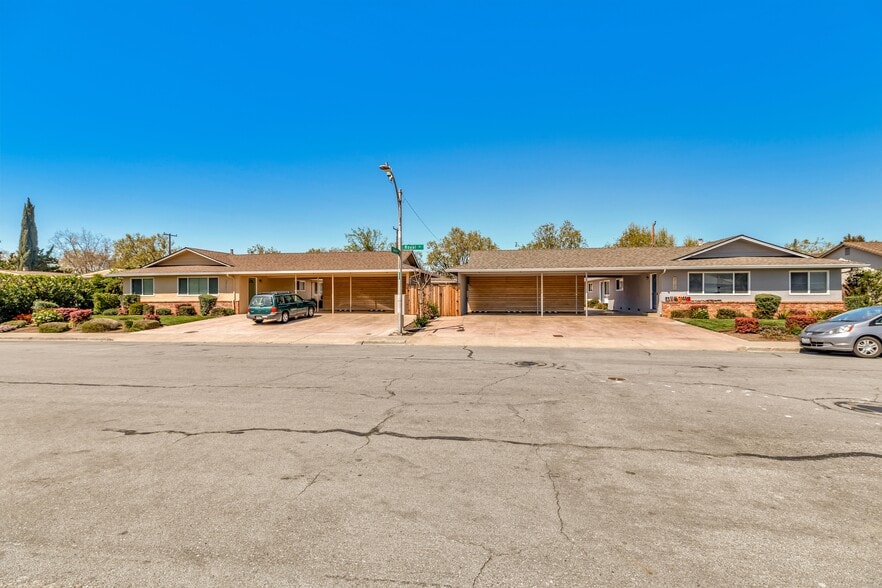 2185-2205 Royal Dr, Santa Clara, CA for sale - Building Photo - Image 3 of 16