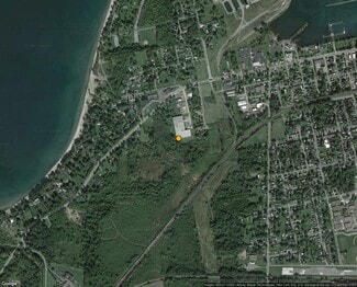 Plus de détails pour 211 W Point Ave, Dunkirk, NY - Industriel à vendre