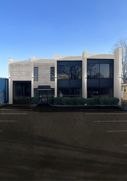 2611 Clinton Ave W, Huntsville, AL for sale - Primary Photo - Image 1 of 15