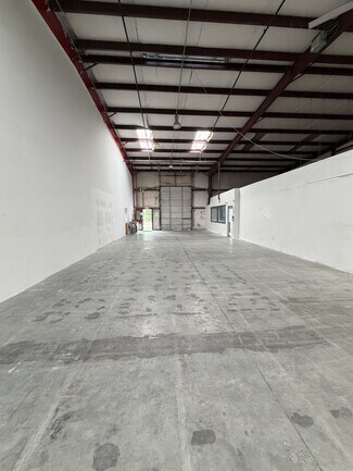 Plus de détails pour 200 Varnfield Dr, Summerville, SC - Local d'activités à louer