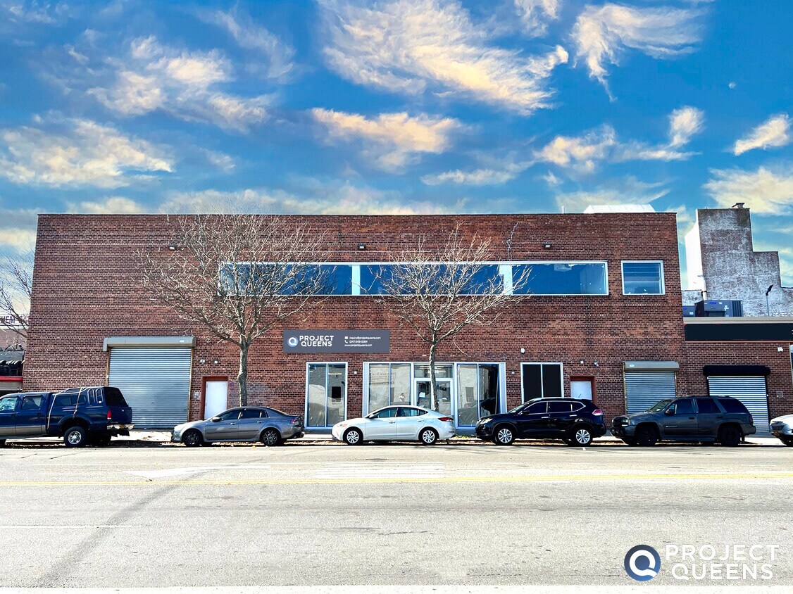 9706-9708 Springfield Blvd, Queens Village, NY à louer Photo du bâtiment- Image 1 de 8