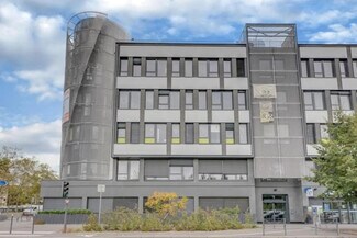 Plus de détails pour 1-3 Avenue Salvador Allende, Vaulx-en-Velin - Bureau à louer