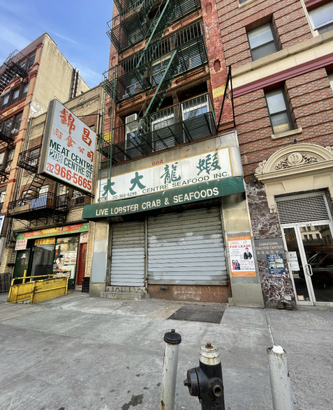 206 Centre St, New York, NY for lease - Building Photo - Image 2 of 10