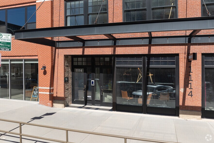 1114 W Fulton St, Chicago, IL à louer - Photo du bâtiment - Image 2 de 4