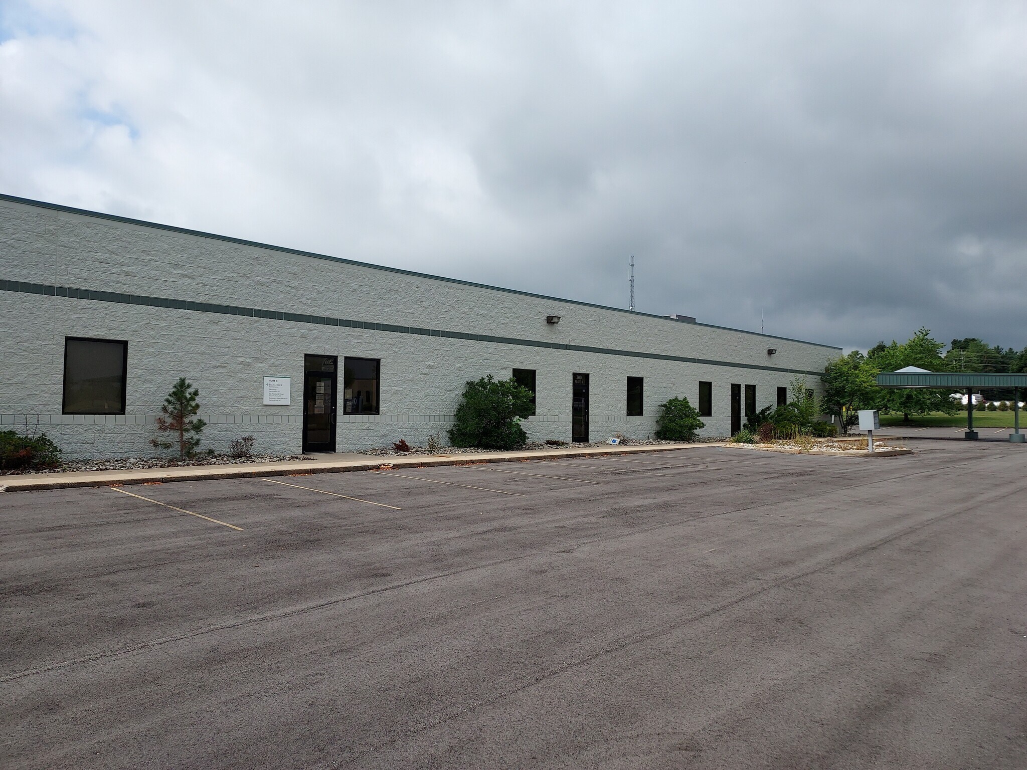 200 E Russell Rd, Tecumseh, MI for sale Primary Photo- Image 1 of 10