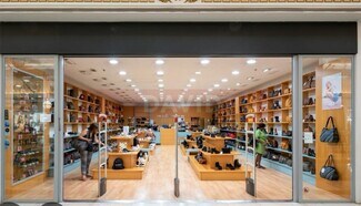 Plus de détails pour Commerce de détail à louer