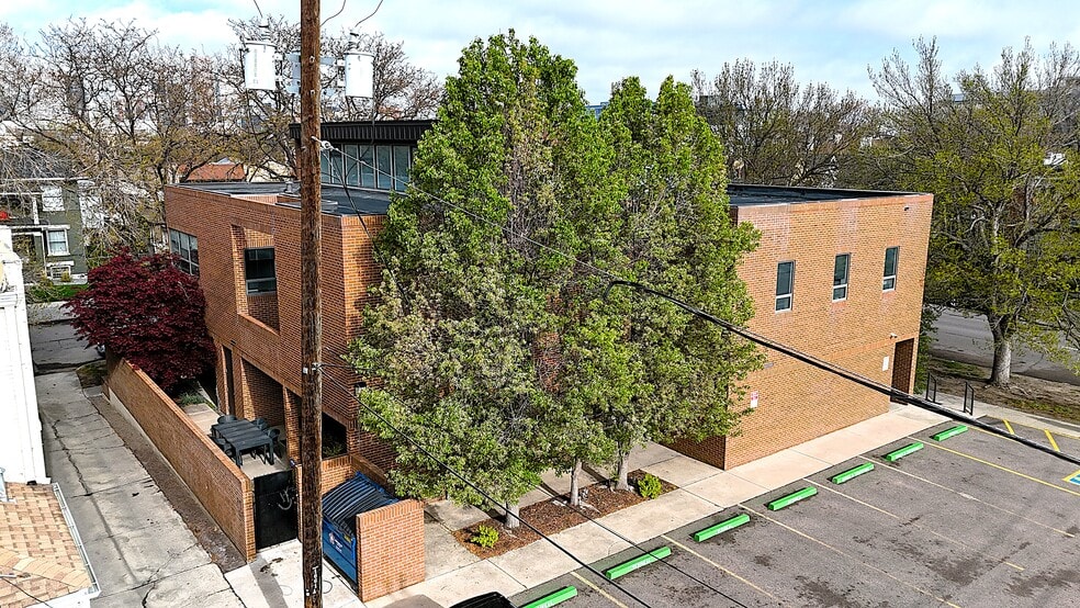 1700 E 17th Ave, Denver, CO à vendre - Photo du bâtiment - Image 3 de 20