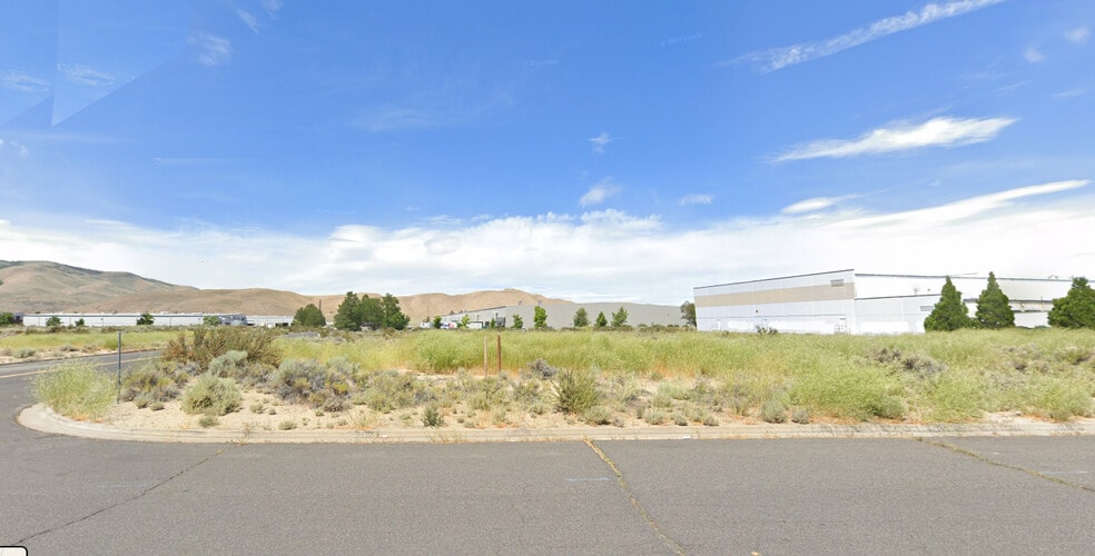Production Drive, Reno, NV for sale - Primary Photo - Image 1 of 6
