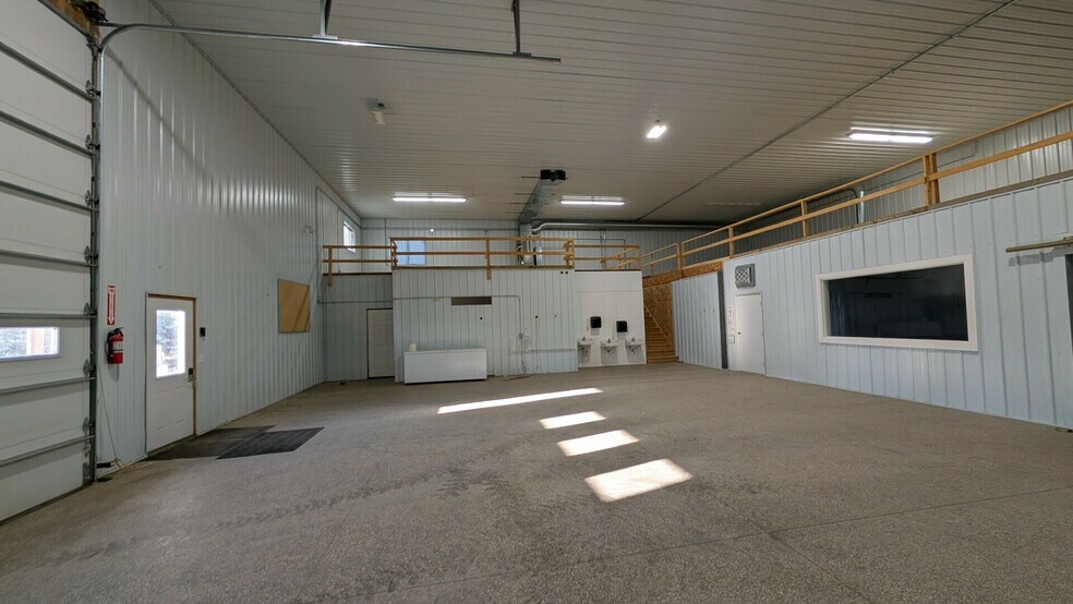 1662 Ashley Ave, Larchwood, IA à louer - Photo intérieure - Image 3 de 6
