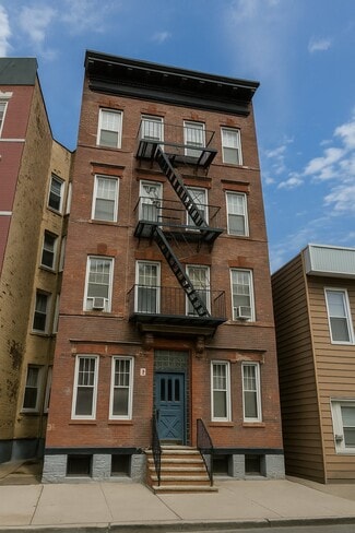 More details for 3509 Hudson Ave, Union City, NJ - Multifamily for Sale