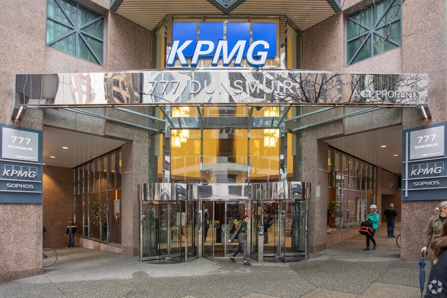 777 Dunsmuir St, Vancouver, BC à louer - Photo du bâtiment - Image 2 de 11
