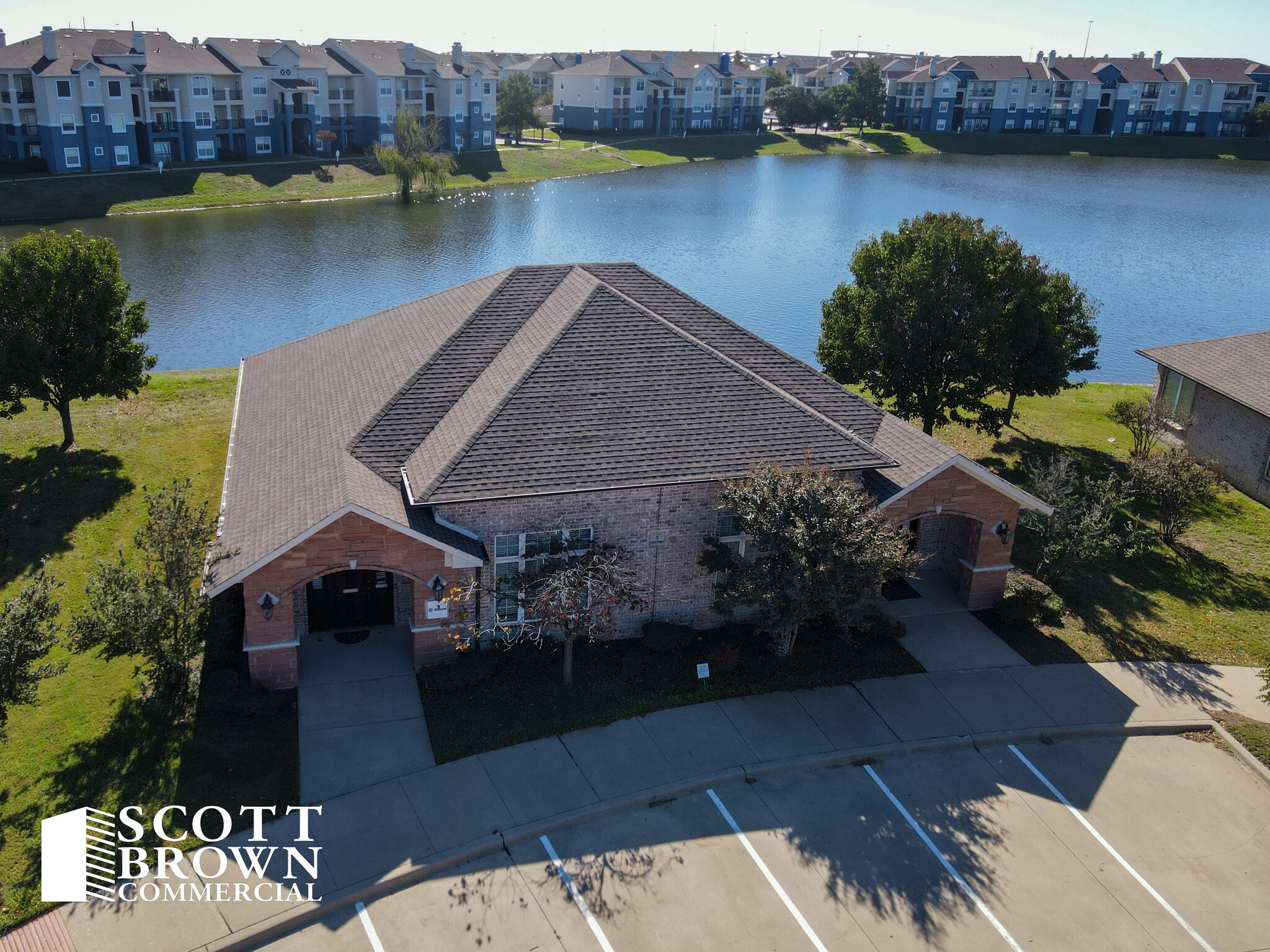 860 Hebron Pky, Lewisville, TX à vendre Photo du b timent- Image 1 de 1