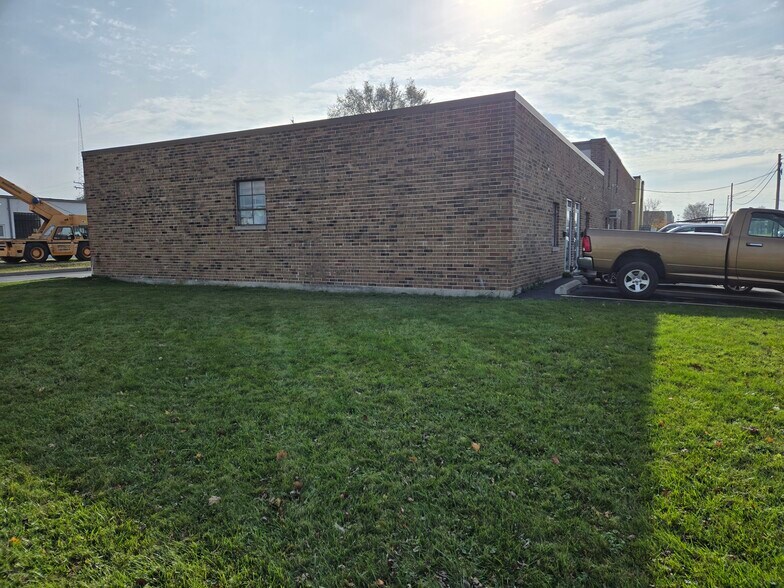 503 S Westgate St, Addison, IL à vendre - Photo du bâtiment - Image 2 de 10