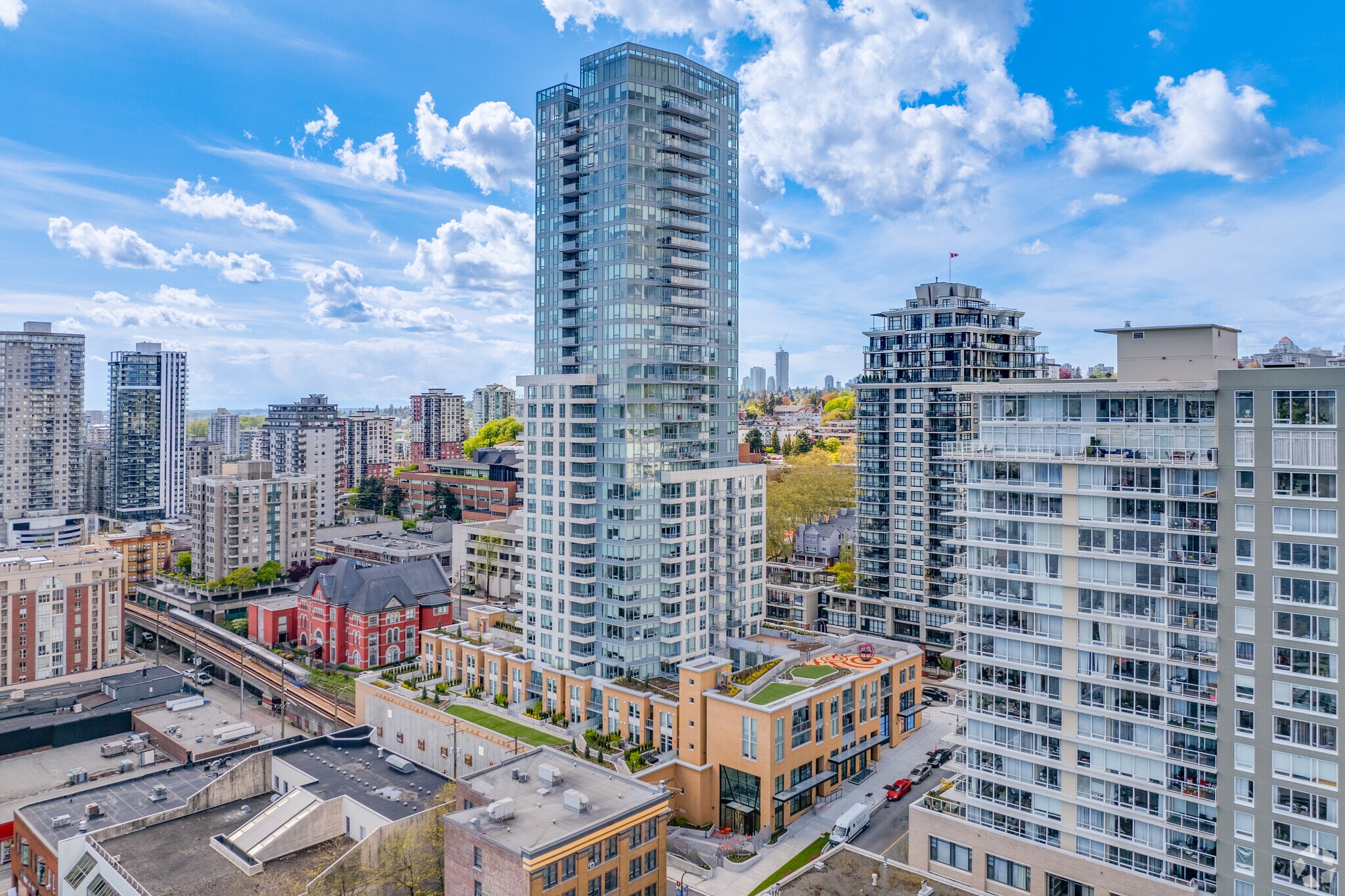 618 Carnarvon St, New Westminster, BC for sale Primary Photo- Image 1 of 1