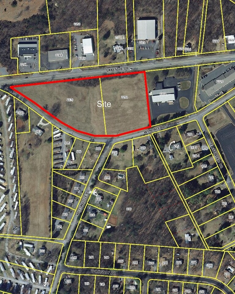 2253-2273 Lakeside Dr, Lynchburg, VA à louer Photo du bâtiment- Image 1 de 2