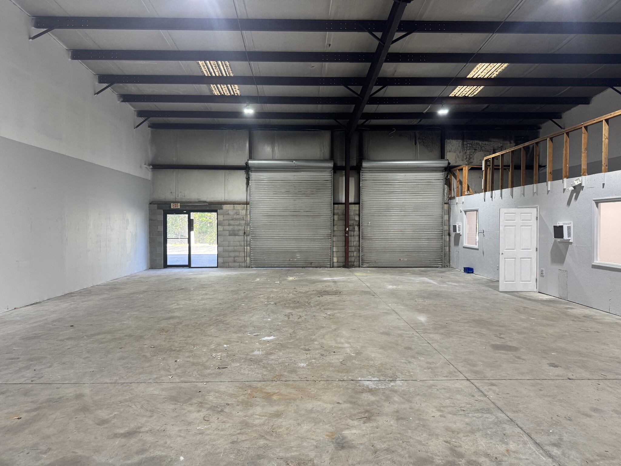 9556 Historic Kings Rd S, Jacksonville, FL for lease Interior Photo- Image 1 of 3