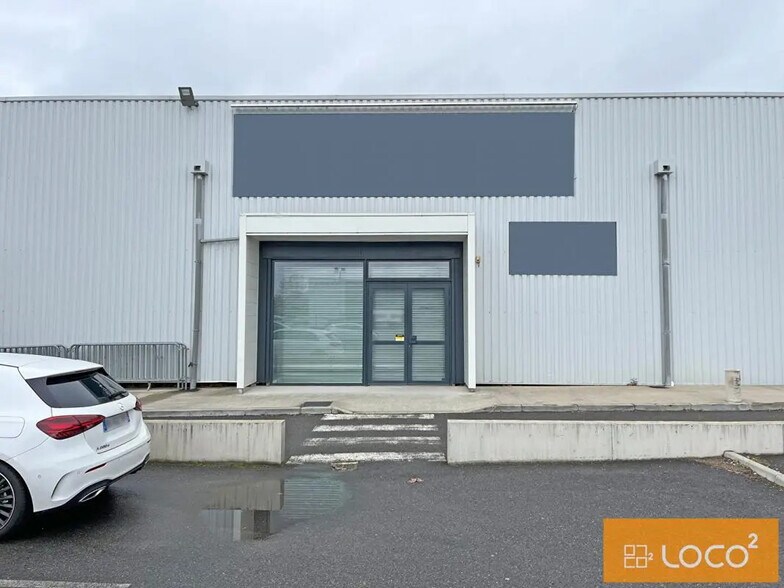 145 Route De Paris, Saint-Alban à louer - Photo du bâtiment - Image 3 de 6