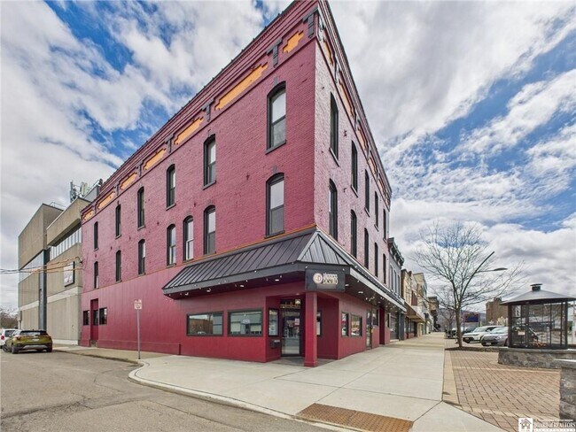 Plus de détails pour 186-188 N Union St, Olean, NY - Commerce de détail à vendre