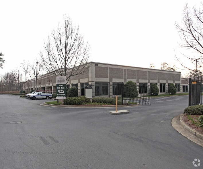 881 Franklin Rd, Marietta, GA for lease - Building Photo - Image 3 of 7