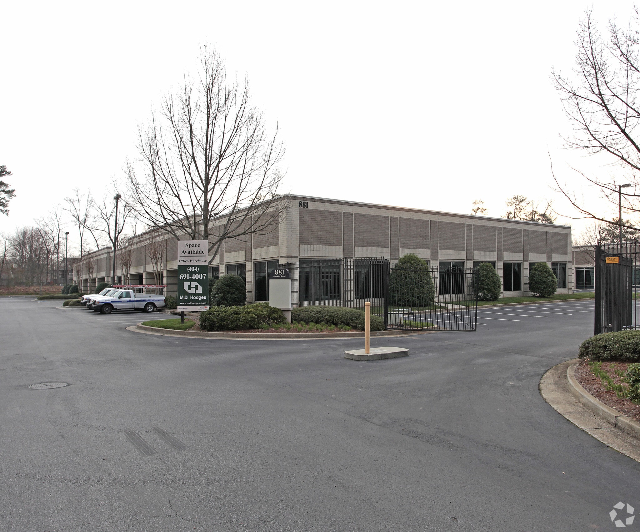 881 Franklin Rd, Marietta, GA à louer Photo principale- Image 1 de 6