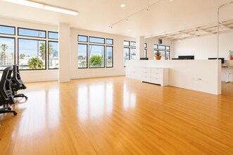 2001-2017 Mission St, San Francisco, CA à louer Photo intérieure- Image 1 de 6
