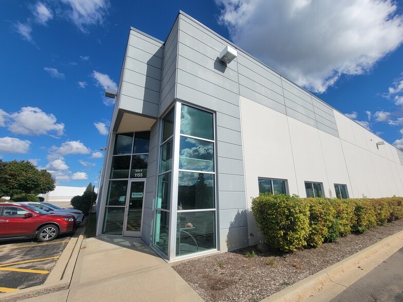 1155 Bowes Rd, Elgin, IL for lease - Building Photo - Image 3 of 8