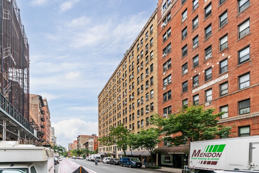 1435 Lexington Ave, New York, NY à louer - Photo du bâtiment - Image 2 de 5