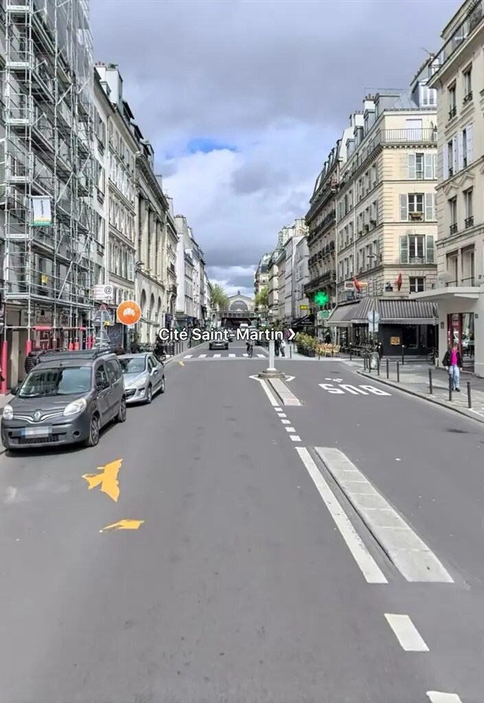 Commerce de détail dans Paris à louer Photo du bâtiment- Image 1 de 7