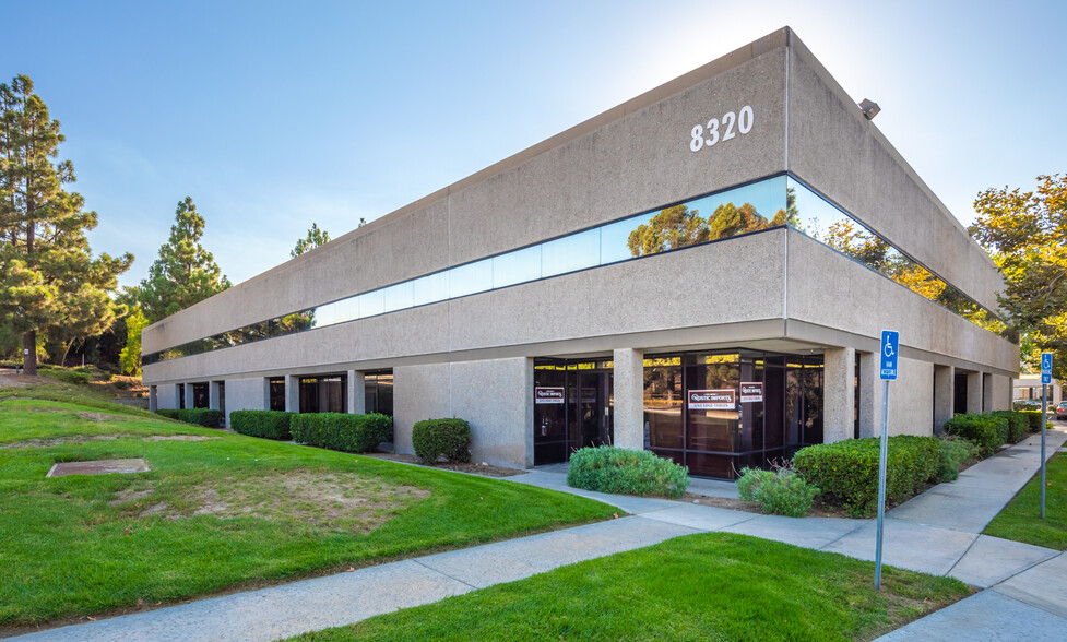 8360 Camino Santa Fe, San Diego, CA for lease - Building Photo - Image 1 of 9