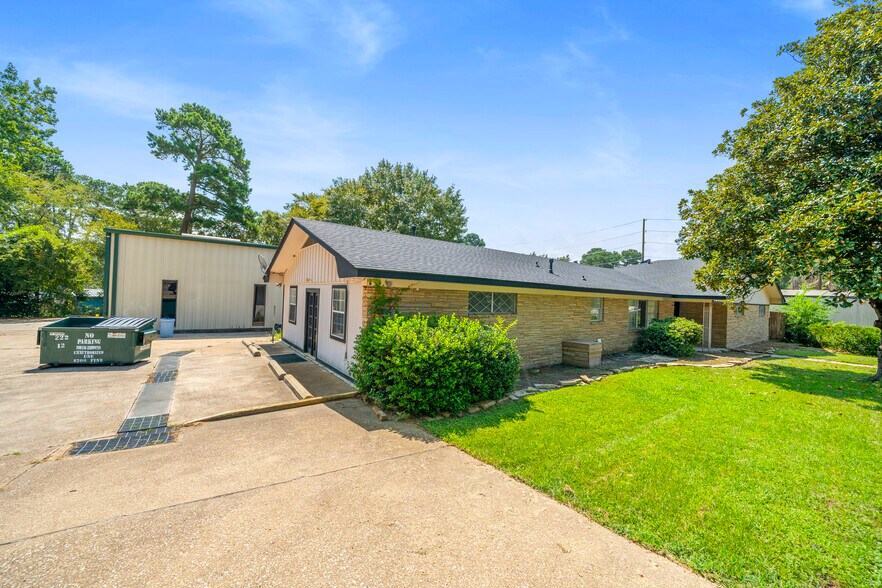 2815 Montgomery Road portefeuille de 3 propriétés à vendre sur LoopNet.ca - Photo du bâtiment - Image 3 de 36