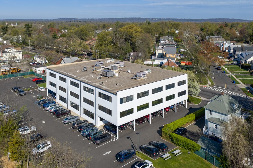 340 North Ave E, Cranford, NJ for lease - Building Photo - Image 1 of 22