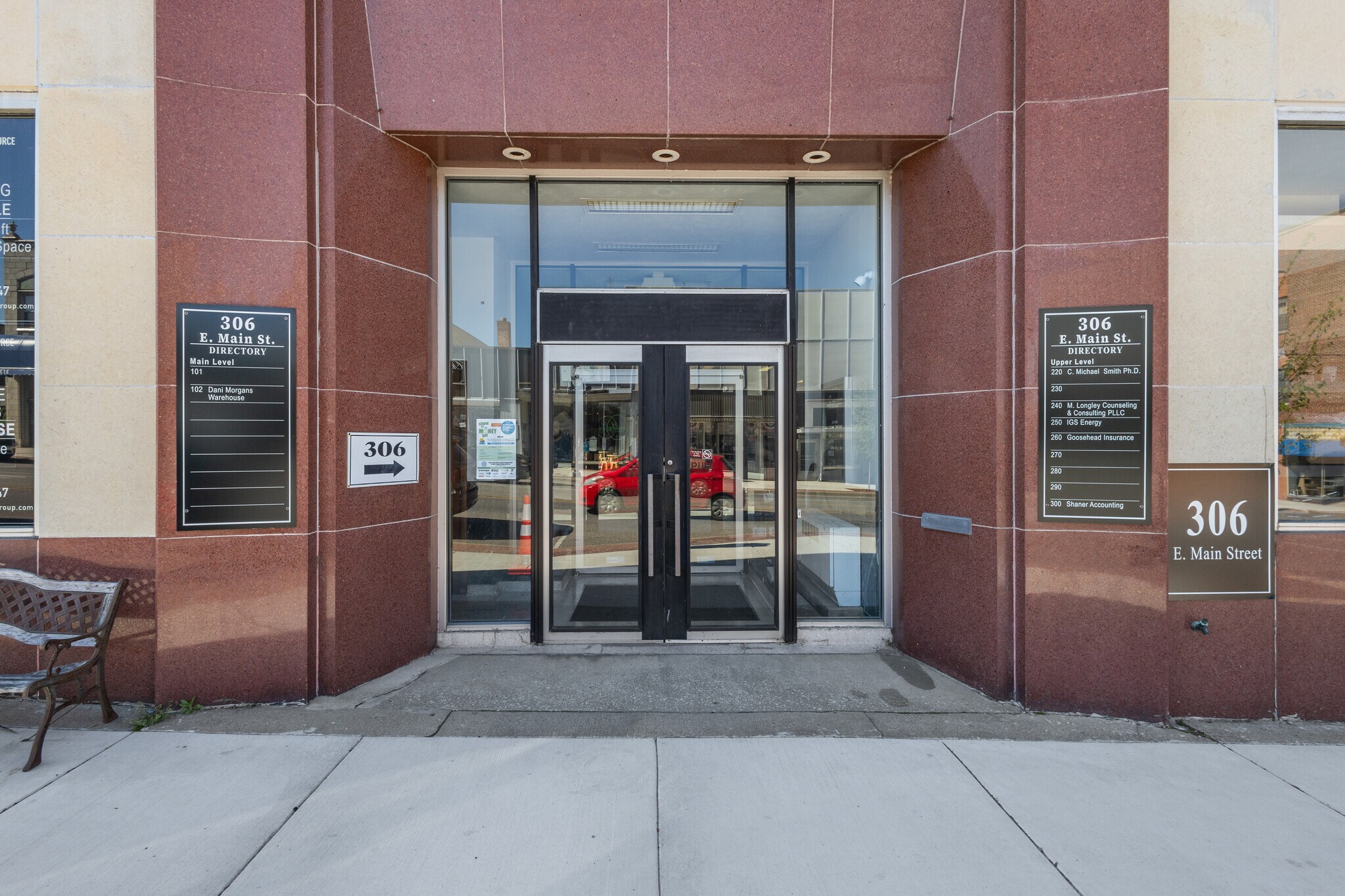 306 E Main St, Niles, MI à vendre Photo du bâtiment- Image 1 de 1