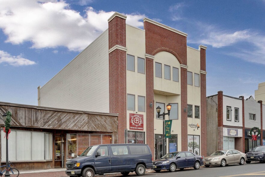 418 Clifton Ave, Lakewood, NJ for lease - Building Photo - Image 2 of 12