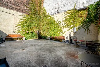 Plus de détails pour 343 Grand St, Brooklyn, NY - Local d'activités à louer