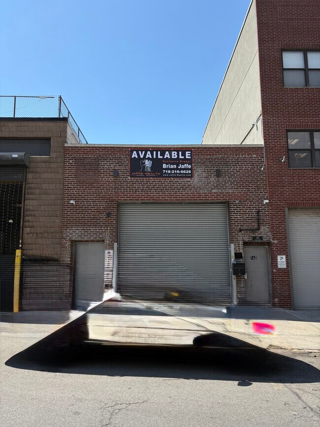 Plus de détails pour 142 18th St, Brooklyn, NY - Industriel à louer